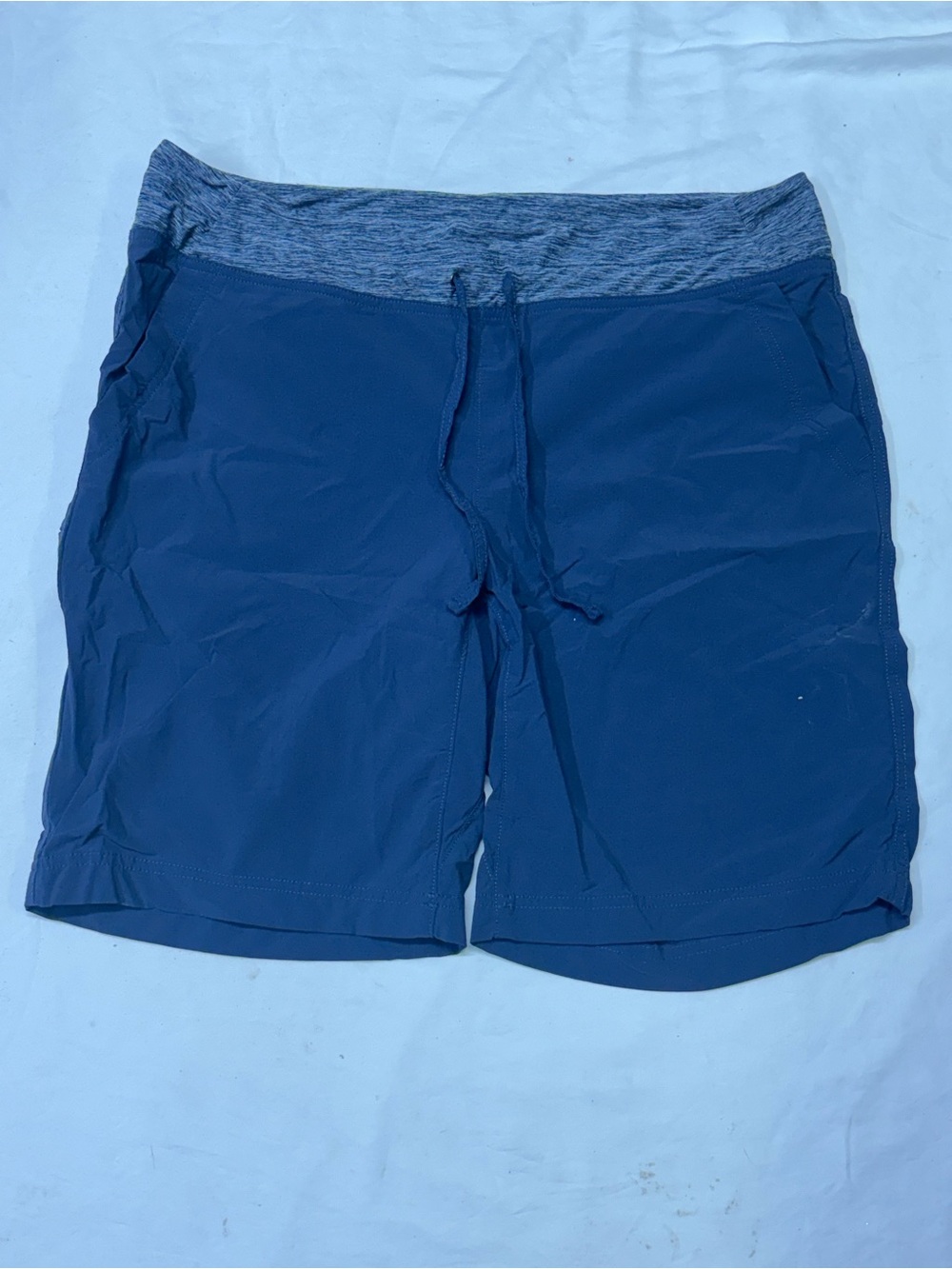 Duluth Trading Co Navy Shorts with Heather Gray Waistband Tag